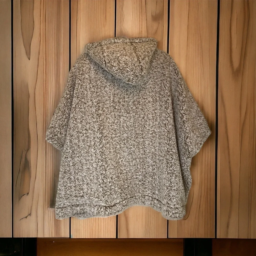 C&C California Sherpa Hooded Poncho